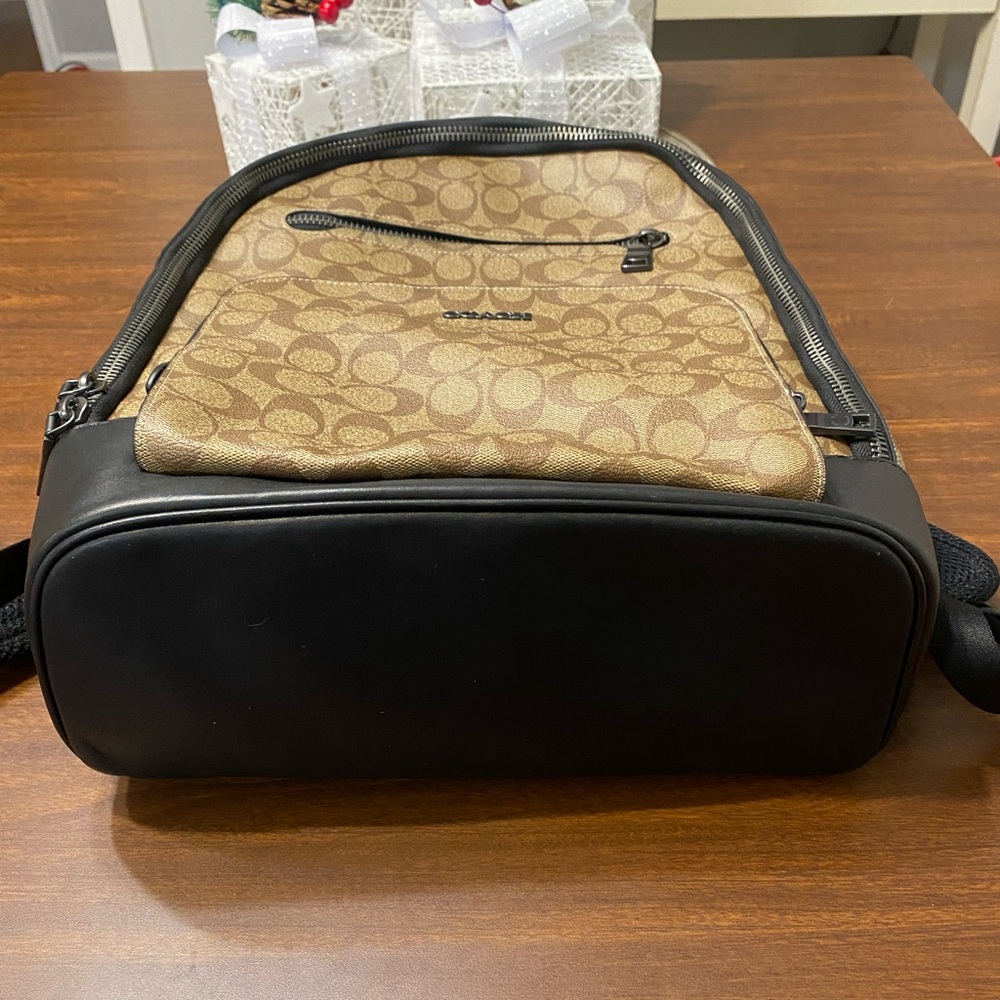Coach Signature Ethan Backpack In Signature Canvas - Picture 2 of 12